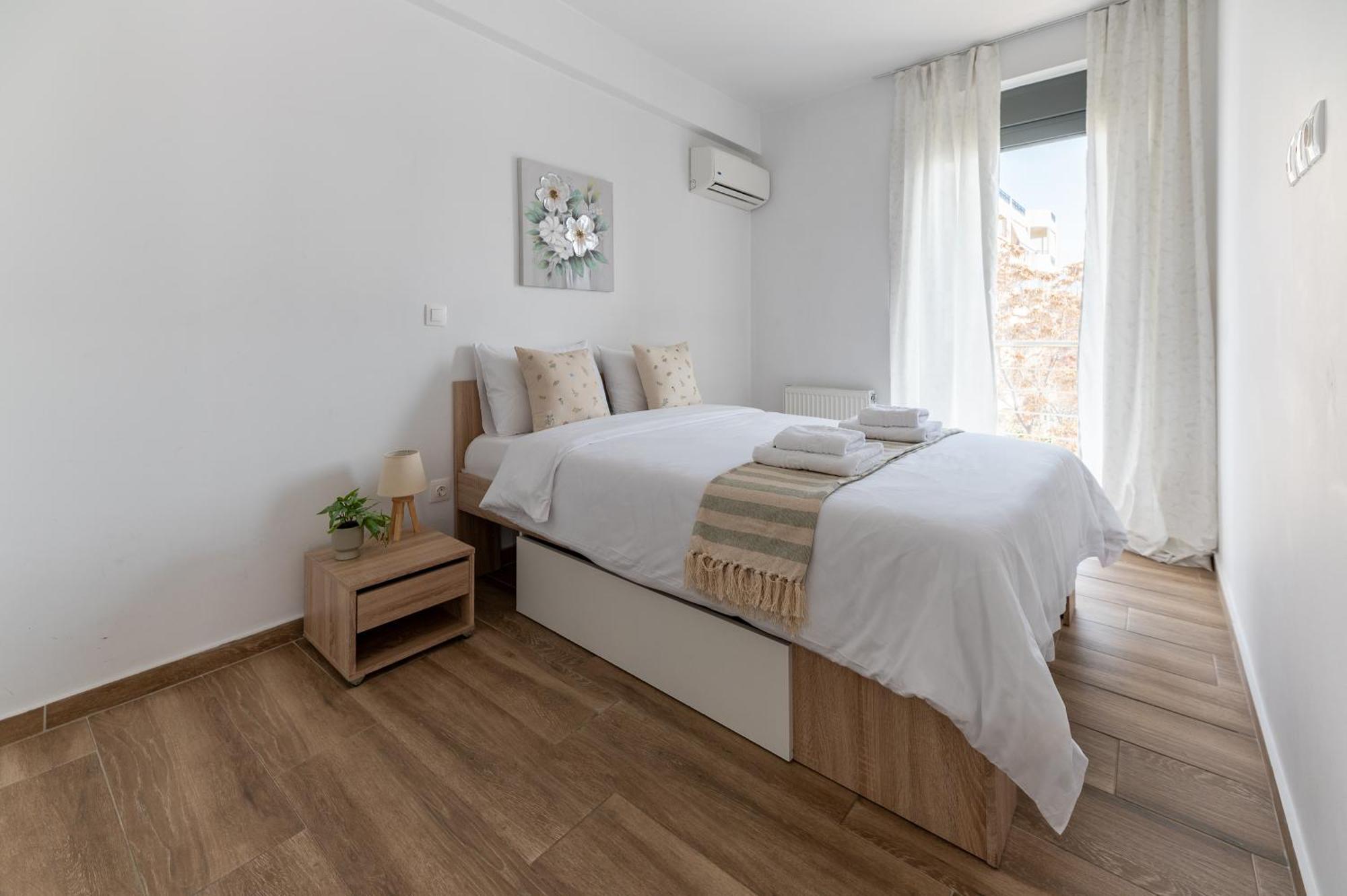 Stylish Spacious Apartment In Palaio Faliro أثينا المظهر الخارجي الصورة