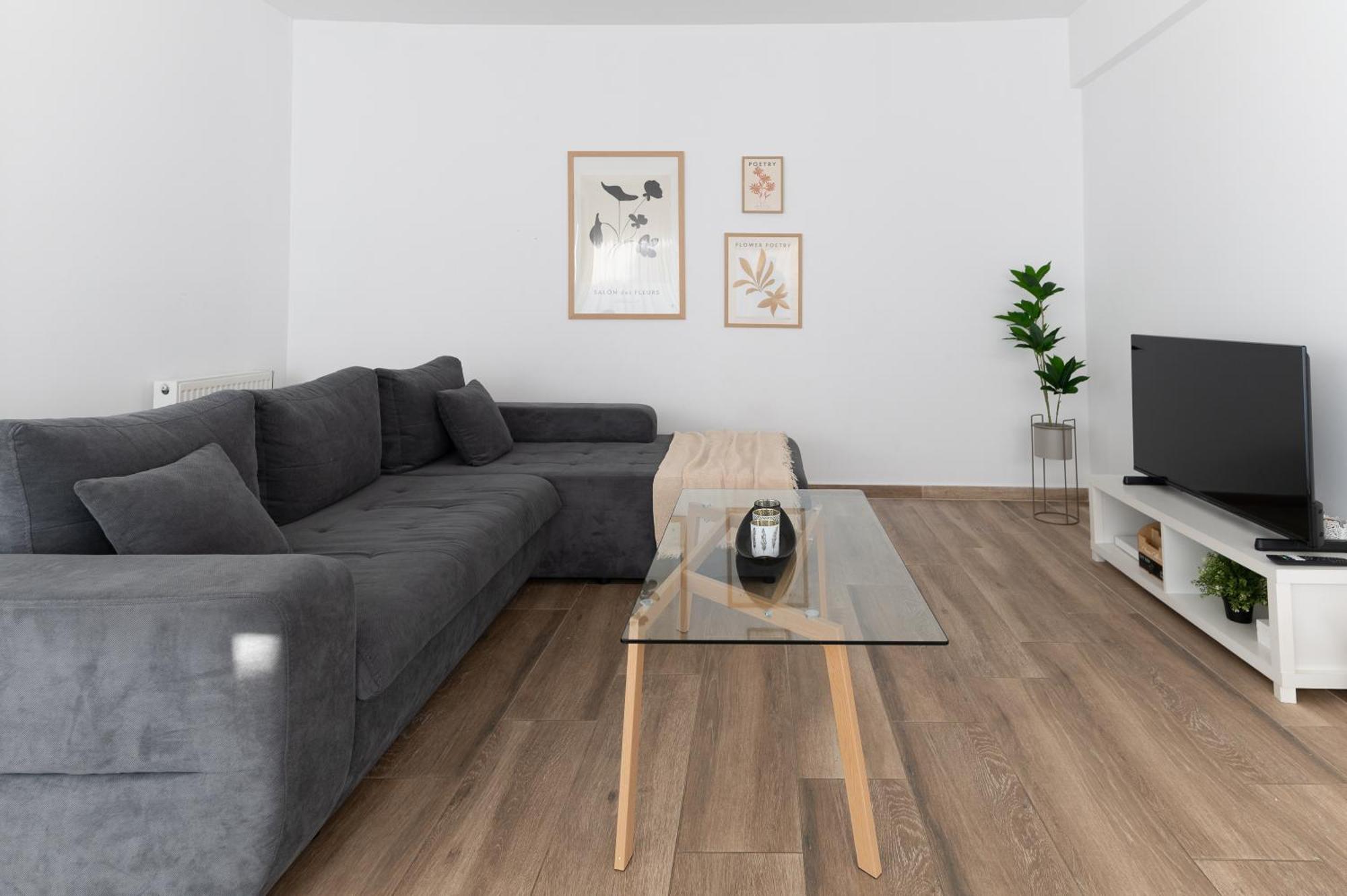 Stylish Spacious Apartment In Palaio Faliro أثينا المظهر الخارجي الصورة