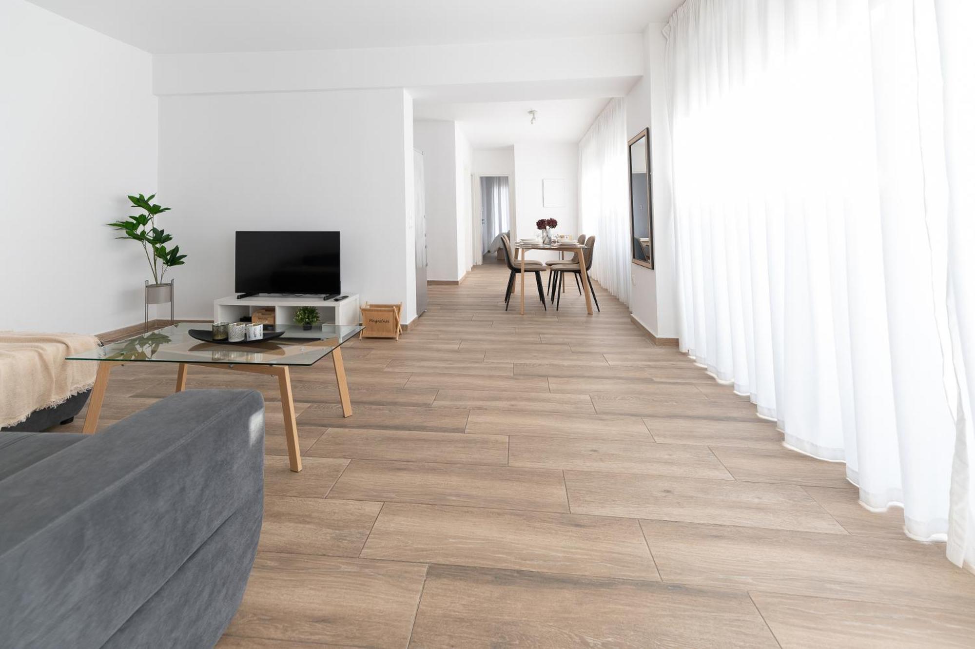 Stylish Spacious Apartment In Palaio Faliro أثينا المظهر الخارجي الصورة