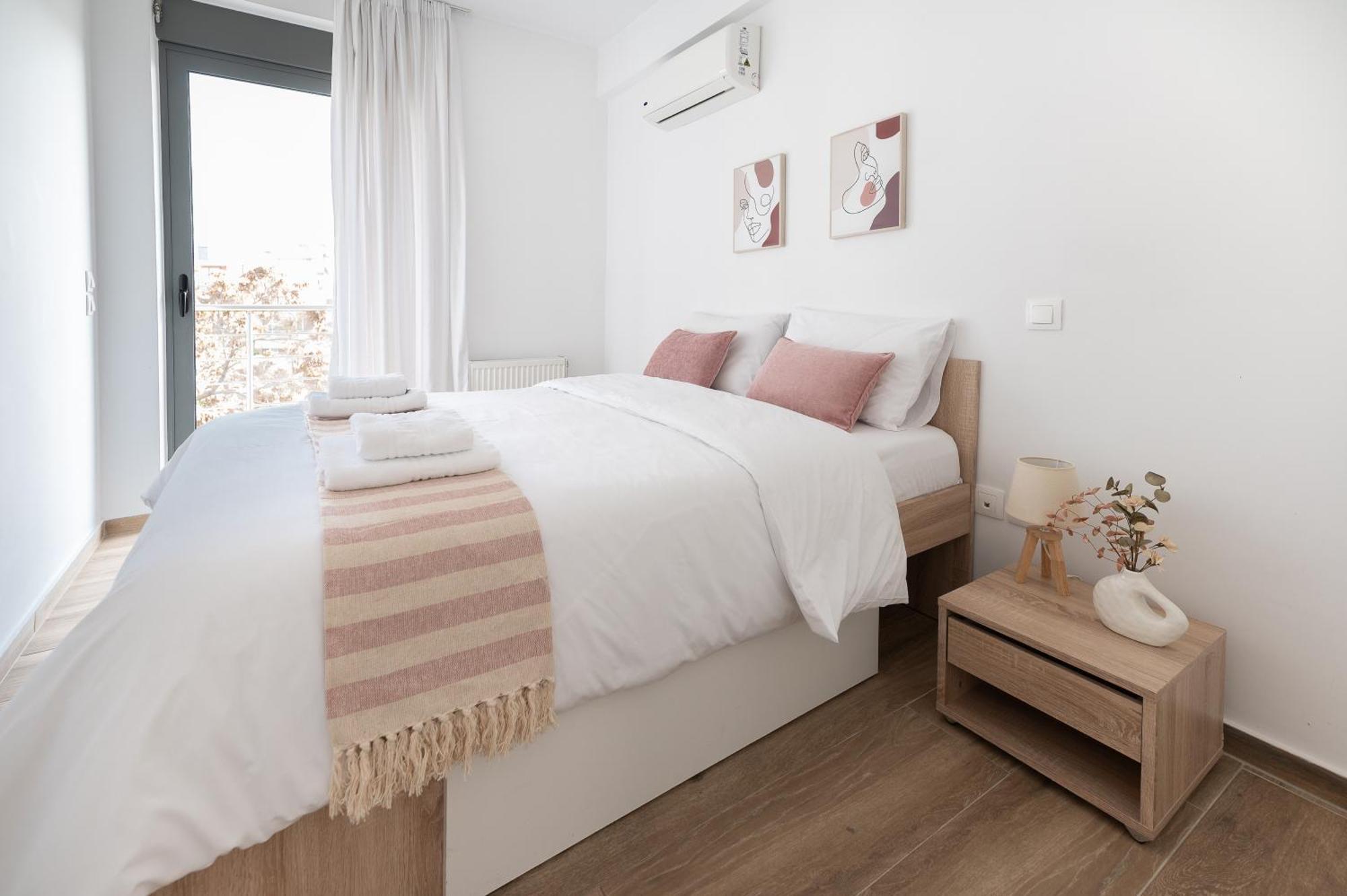 Stylish Spacious Apartment In Palaio Faliro أثينا المظهر الخارجي الصورة